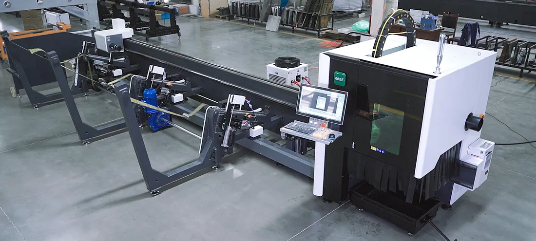 machine de découpe laser v12.webp