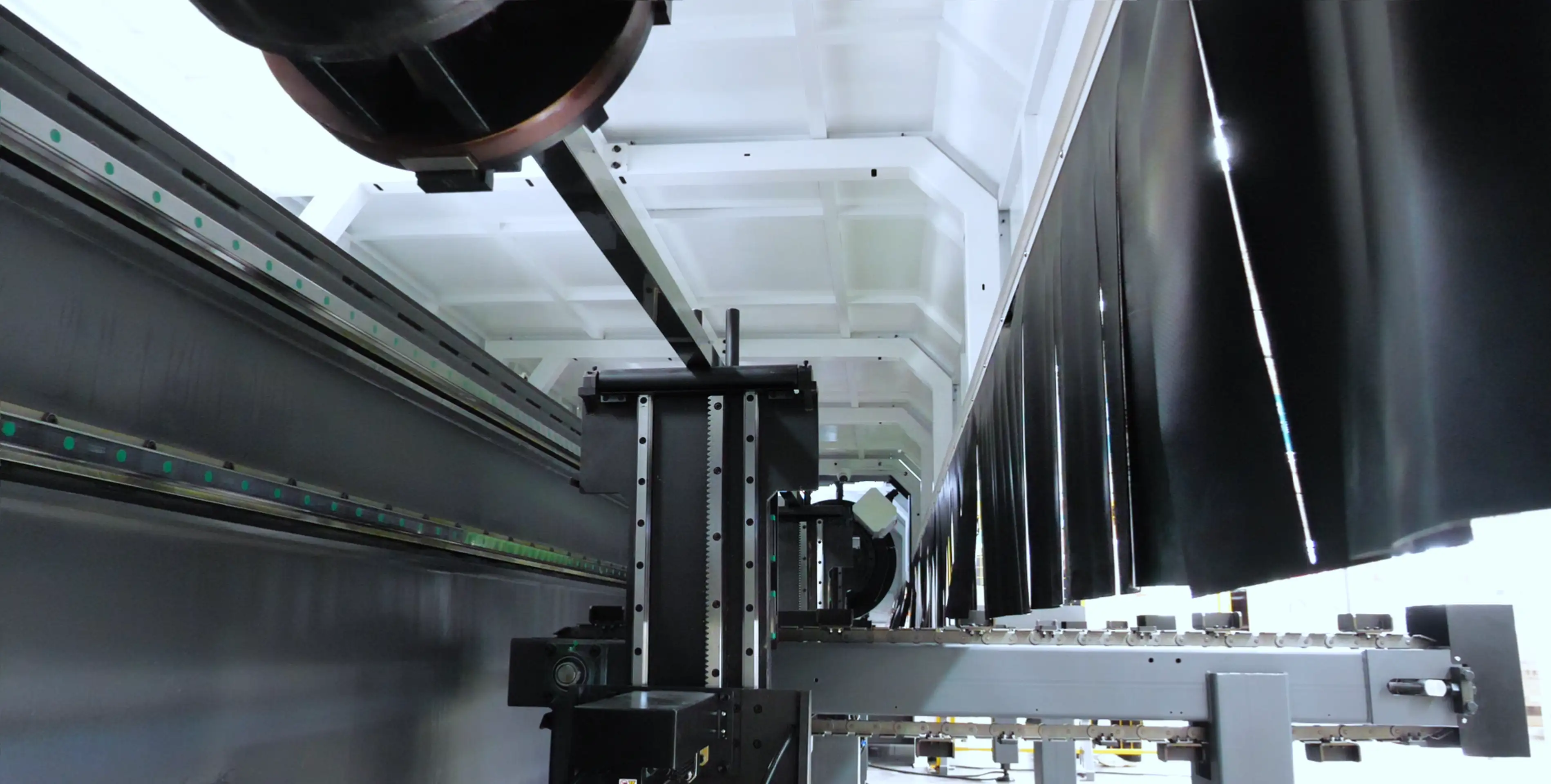 Qu'est-ce qu'une machine de découpe de tubes au laser (2).webp